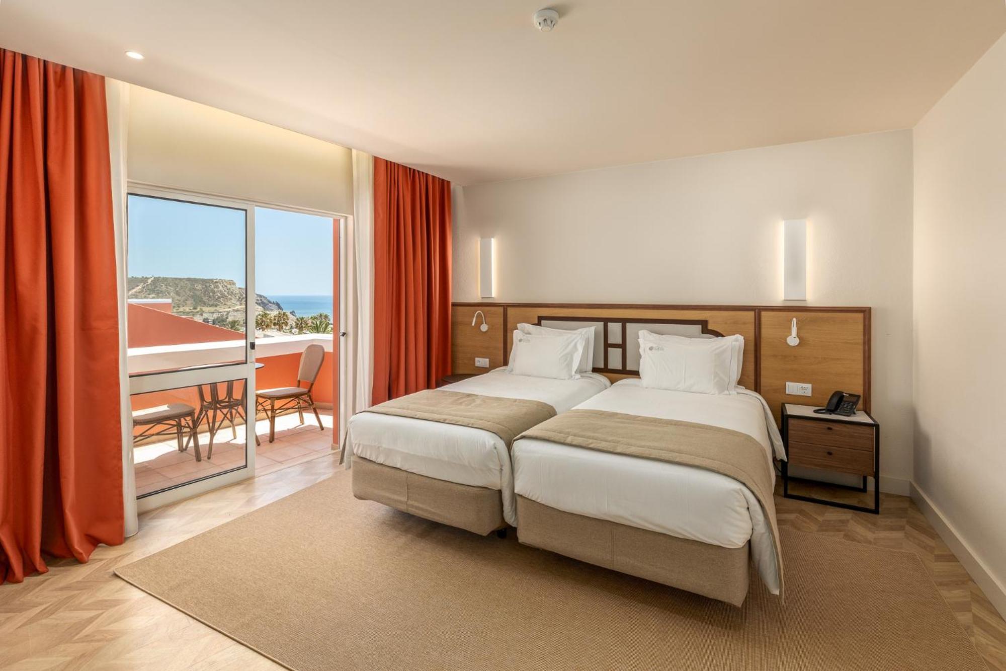 Belavista Da Luz - Wellness & Lifestyle Hotel الغرفة الصورة